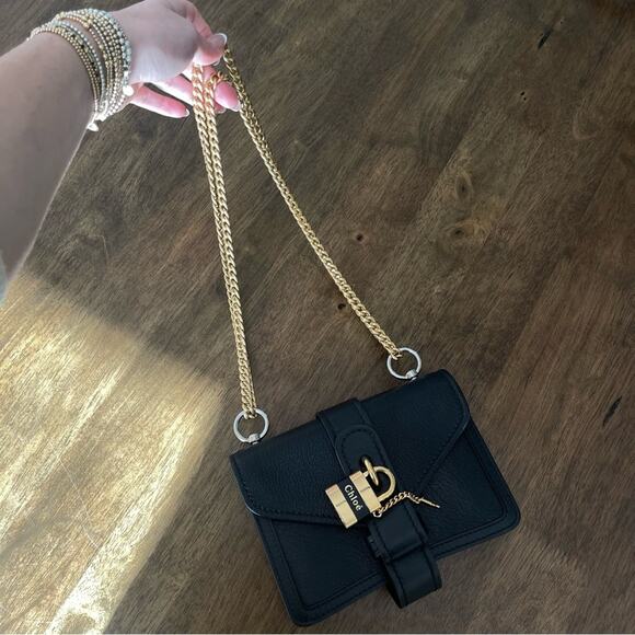 Chloe aby shoulder bag - can turn into a double chain or single - Picture 12 of 13